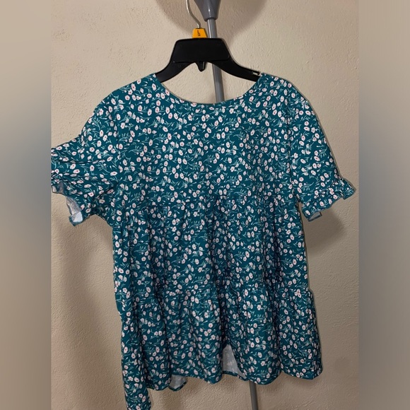 Floral flowy blouse - Picture 2 of 6